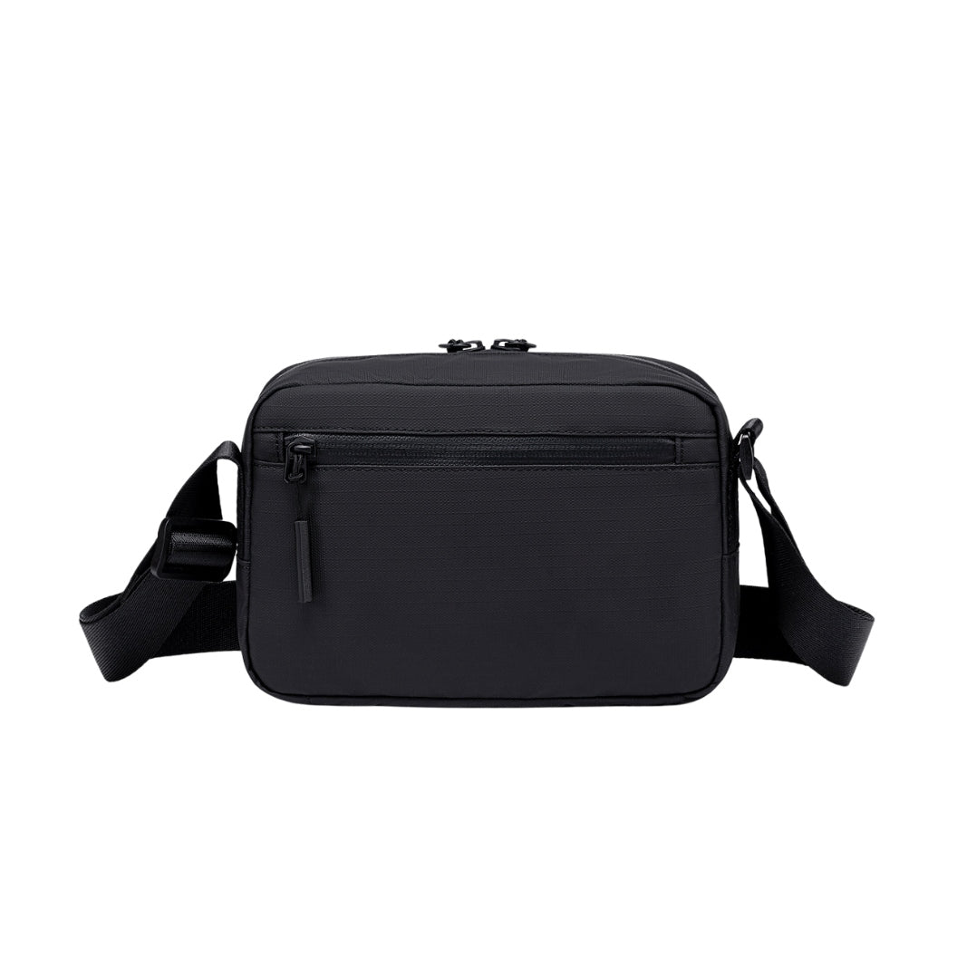 Torebka listonoszka czarna miejska wodoodporna modna na ramię elegancka uniwersalna 2,6 l Super5 FKB754Black