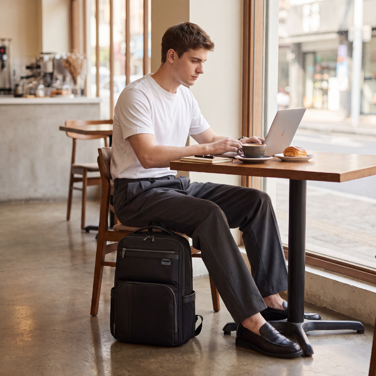 Arctic Hunter Functional Business & Travel Backpack | 15.6" Laptop Compartment | 17 Pockets – Black