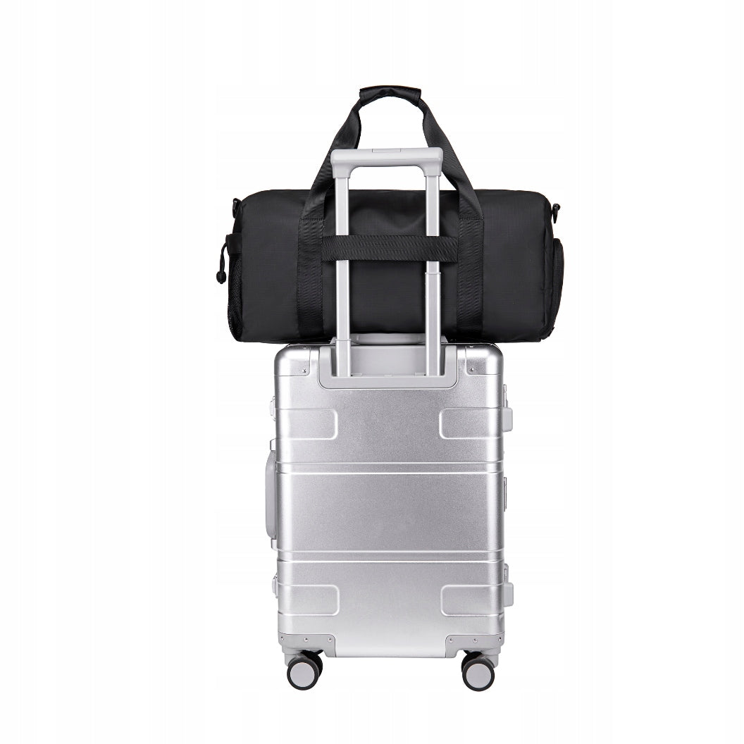 Czerwona torba sportowa 25 l pojemna, wodoodporna, miejska i młodzieżowa na każdy dzień Arctic Hunter LX00537 Red.