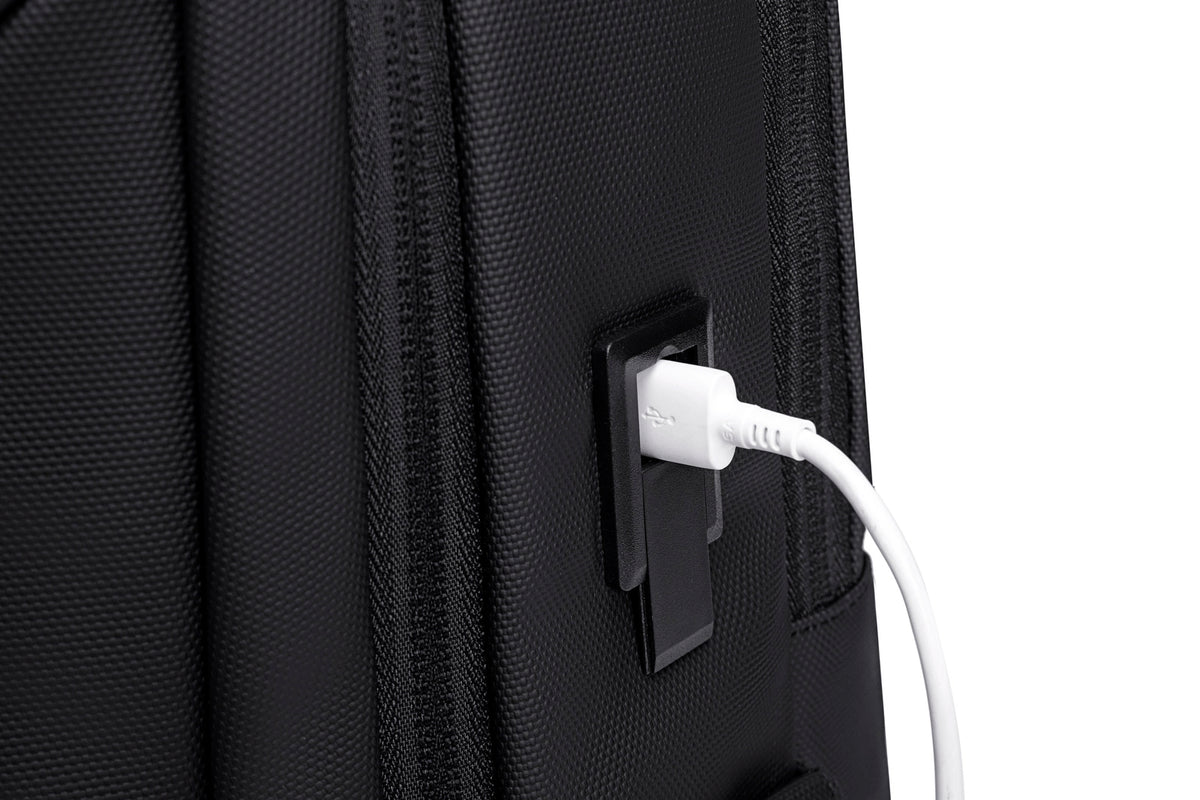 Black city backpack, business, laptop, 25L, elegant, perfect for work and travel. Arctic Hunter B00555 Black.