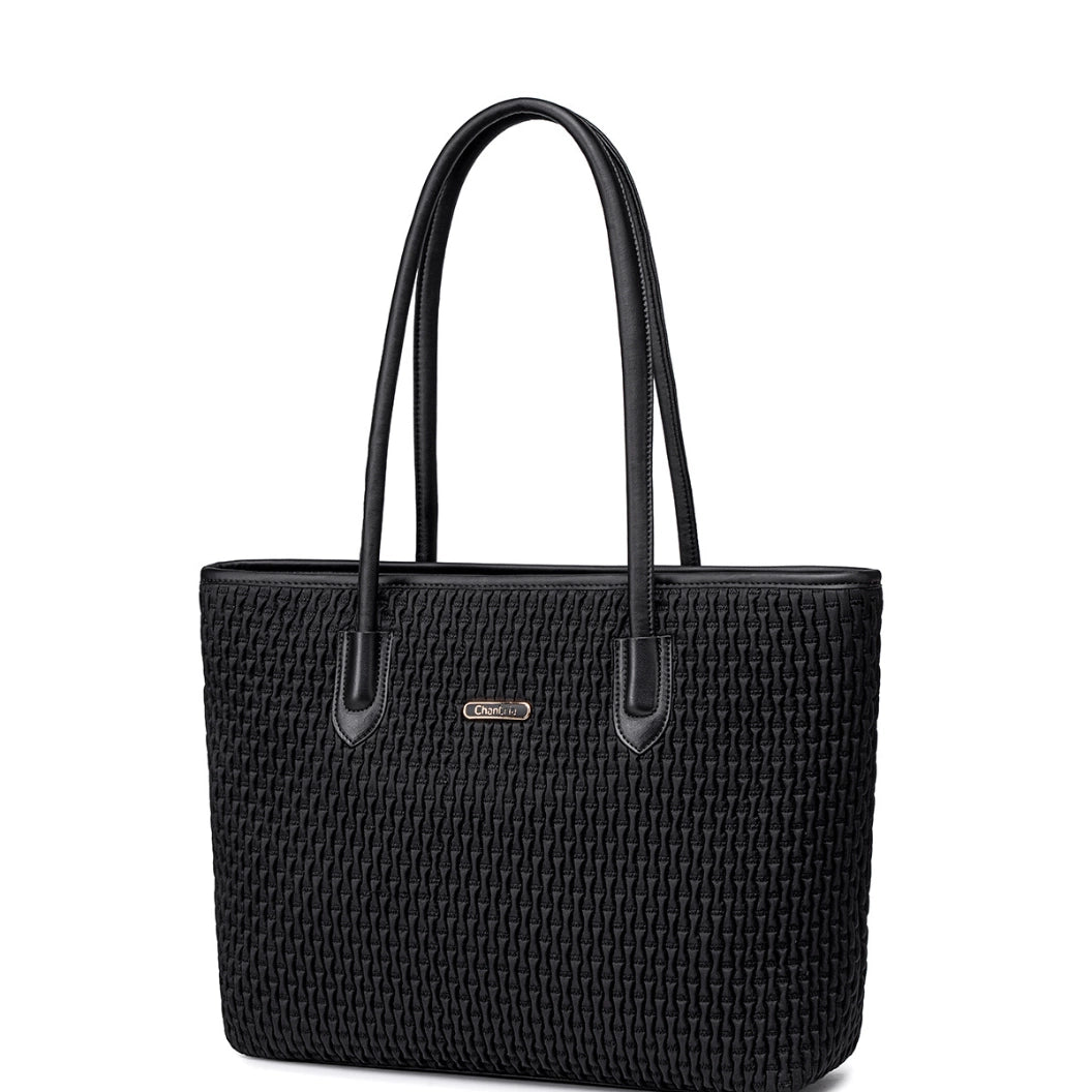 Women's classic black shopper bag, 17.9 l, spacious with a zipper for college and meetings. CHANTARIA CB800 Black.
