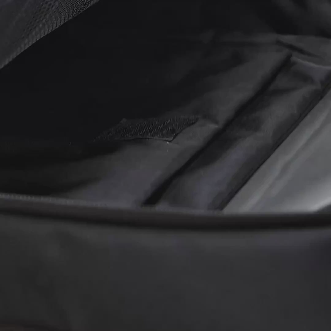 Load video: Business City Backpack Arctic Hunter B00670 Blue - product video 2